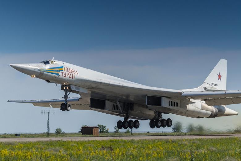 Ту-160