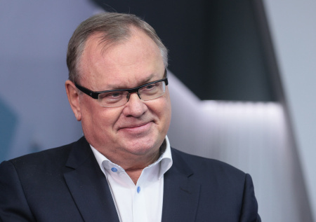 Глава ВТБ Костин раскрыл факторы укрепления рубля