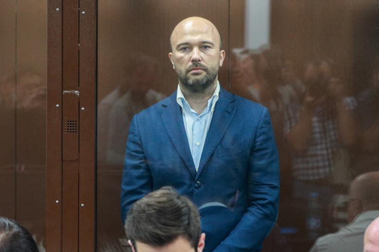 Дмитрий Мазуров