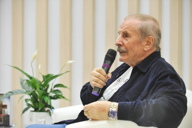 Михаил Веллер
