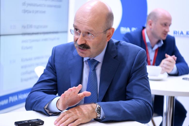 Михаил Задорнов