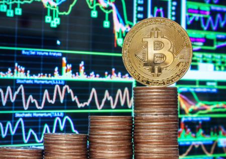 Россиянам станет проще вложиться в биткоин