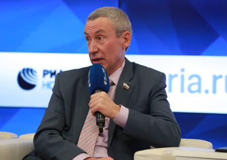 В Совфеде рассказали, кто относится к предателям российской нации