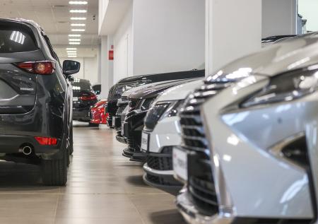 Автоэксперт раскрыл, что происходит вслед за закрытием автосалонов