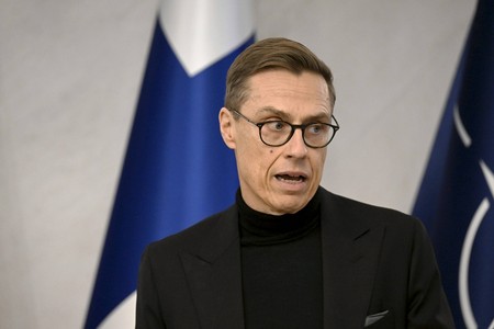 Президент Финляндии попытался оправдать арест российского танкера