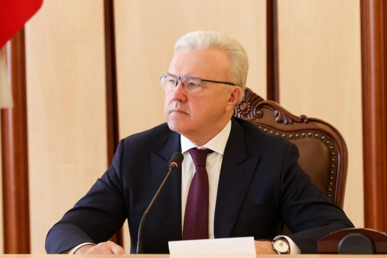 Александр Усс
