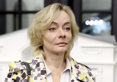Была бомжом и лишилась 1,6 млн рублей: куда пропала актриса Мария Селянская