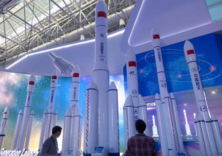 США внесли в черный список семь компаний Китая