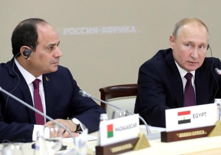 Главы Египта и России обсудили ситуацию в Ливии