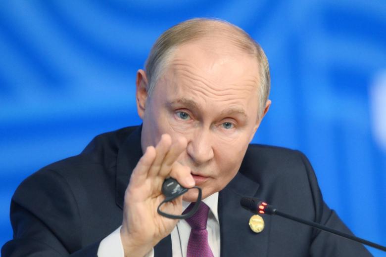 Президент РФ Владимир Путин на пресс-конференции в рамках XVI саммита БРИКС в Казани