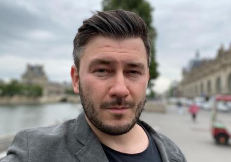 «Люблю русский народ»: Глуховский ответил критикам его речи на премии GQ