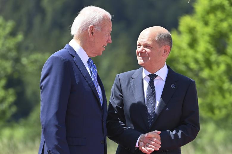 Джо Байден и Олаф Шольц
