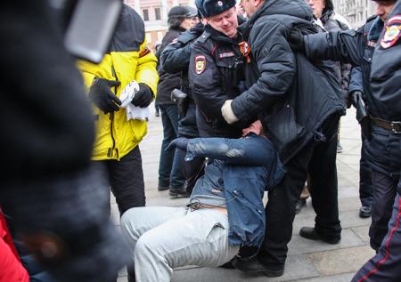 ЕСПЧ присудил россиянам компенсации за задержания на акциях протеста