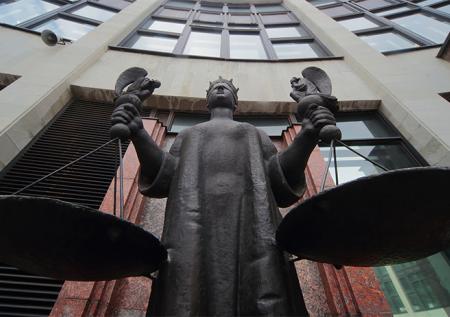 Владелец пиратских онлайн-кинотеатров впервые осуждён в России