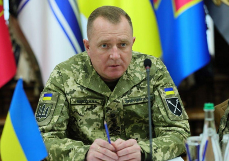 Бывшего начальника генштаба ВСУ объявили в розыск в России