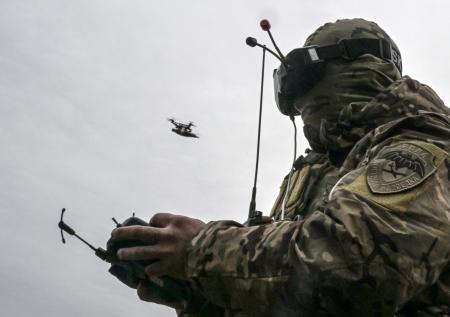 Ударные FPV-дроны разнесли группу разведчиков под Курском