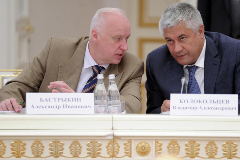 Александр Бастрыкин (слева) и Владимир Колокольцев