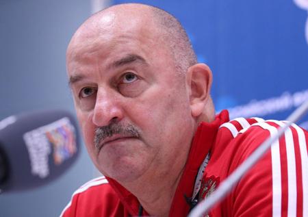 Черчесов стал лауреатом премии «Серебряная лань»