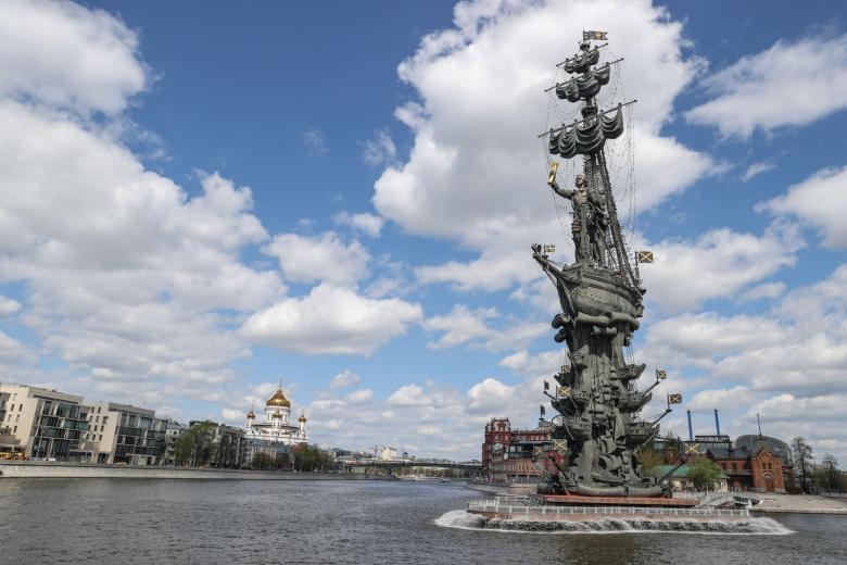 Памятник Петру Первому
