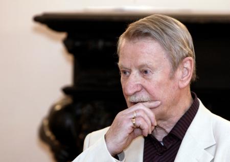«Может, еще встанет на ноги»: жена Боярского поддержала Ивана Краско