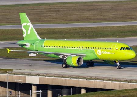 Правительство России займется решением проблемы с двигателями у S7 Airlines