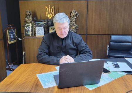 Порошенко сообщил о поставке «самых крутых» беспилотников для ВСУ