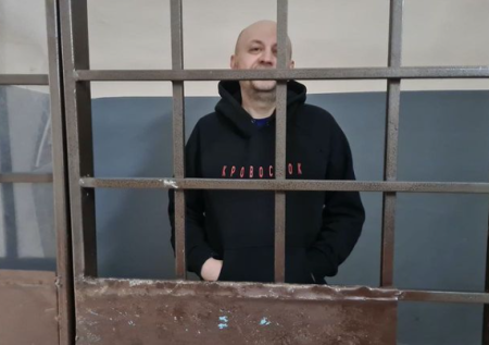 В Кремле назвали обвинения в адрес главреда «Медиазоны» логичными