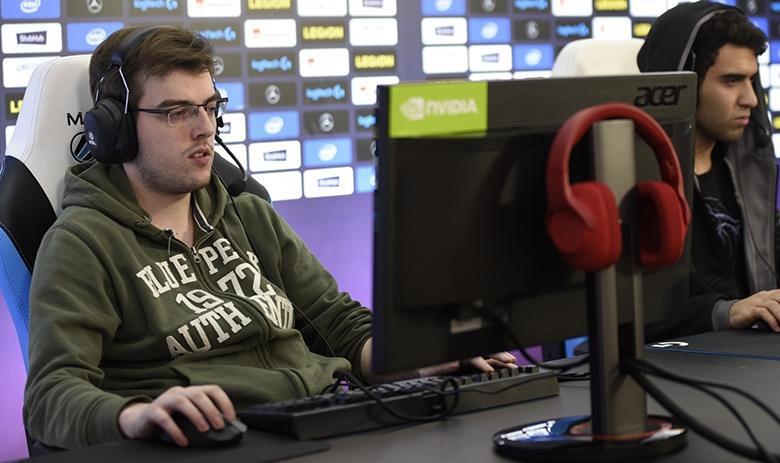 Чемпионат по Dota 2
