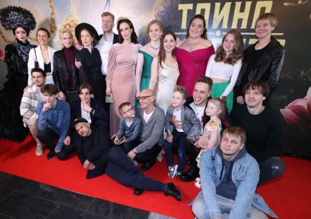 «Я бы хотел не перестать верить в чудо»: премьера сказки «Тайна амулета»
