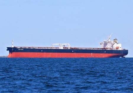 США разрешили разгрузку танкера с нефтепродуктами из России