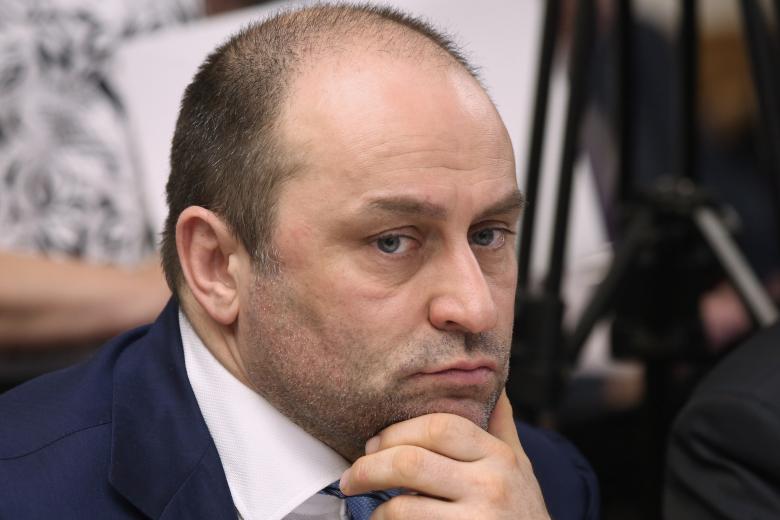 Дмитрий Свищёв