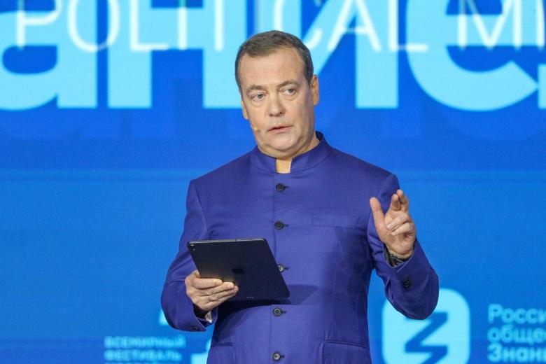 Дмитрий Медведев