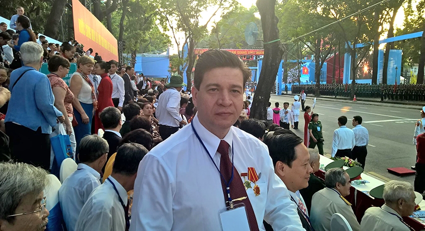 Владимир Колотов
