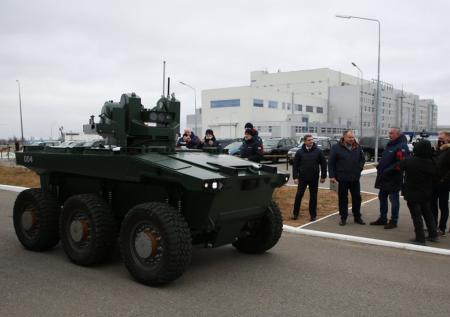 Военных в зоне СВО обучат управлению роботами «Маркер»