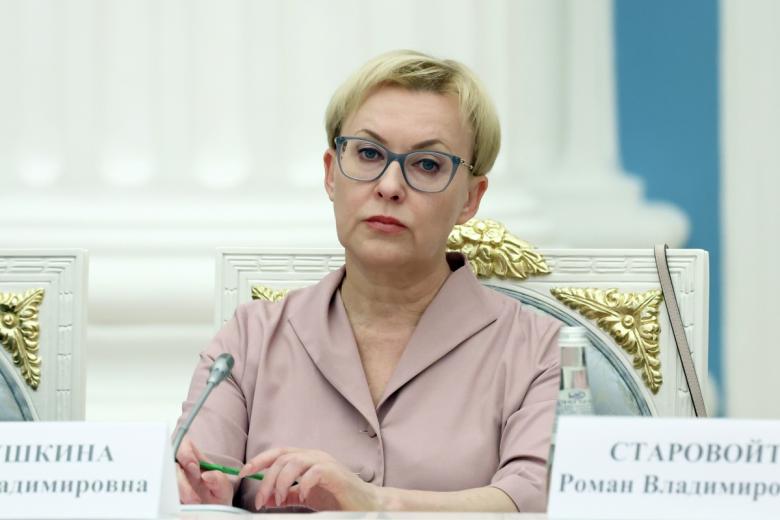 Елена Лапушкина