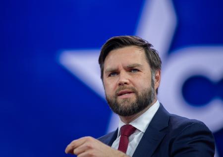 Трамп рассказал, кого выбрал кандидатом в вице-президенты США