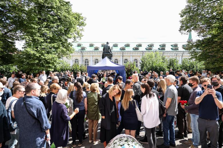 Прощание с Ясеном Засурским на факультете журналистики МГУ
