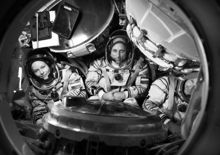 Актёры фильма «Вызов» провели первые тренировки на тренажёре «Союз МС»