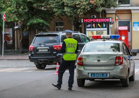 Автоюрист оценил идею алкозамков на автомобилях пьяных водителей