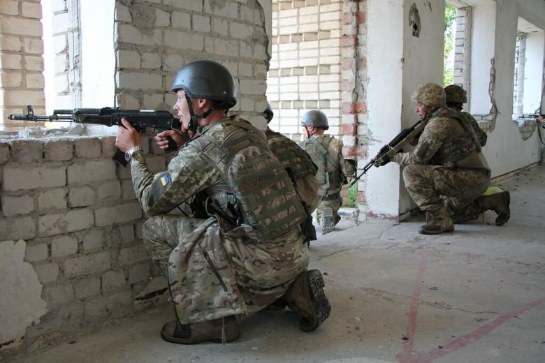Солдаты Вооружённых сил Украины