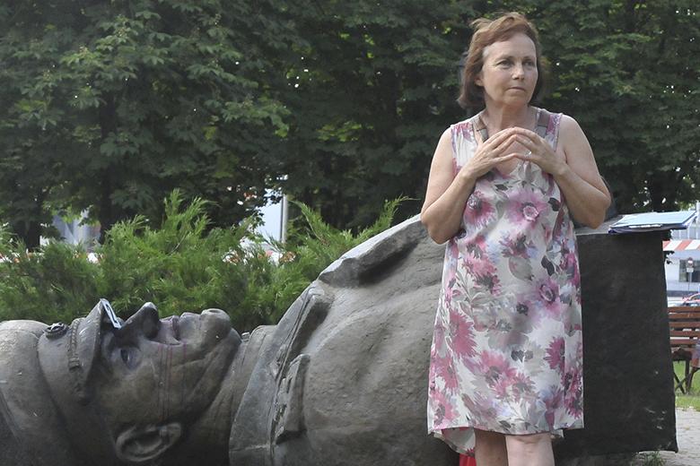 Бюст Георгия Жукова в Харькове
