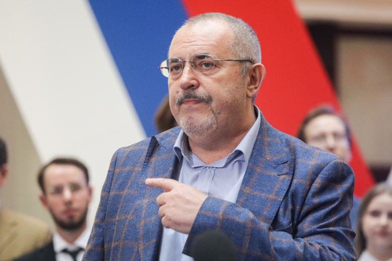 Борис Надеждин