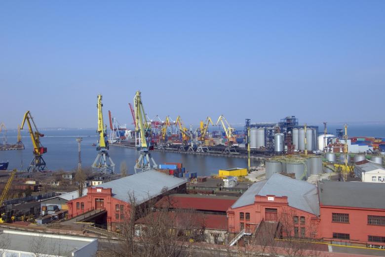 порт в г. Одесса, Украина