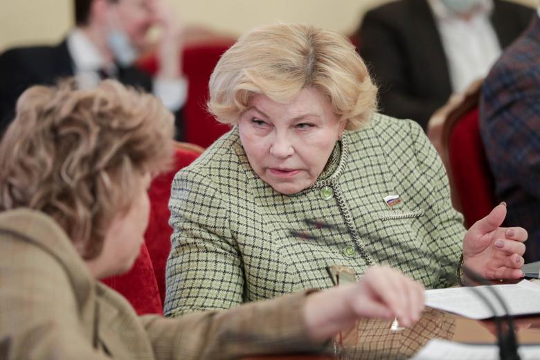 Елена Драпеко