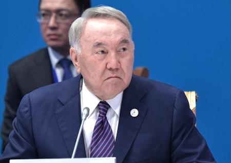 Назарбаев потребовал «перезагрузки» для своей партии