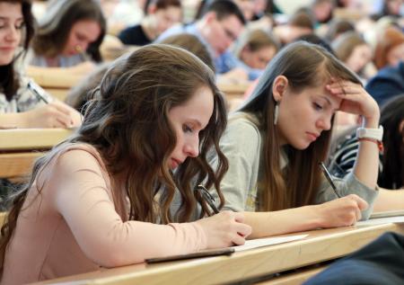 Бакалавриат отменят, срок учебы увеличат: как изменится высшее образование
