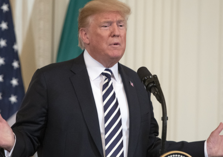 Трамп пообещал сохранить антироссийские санкции