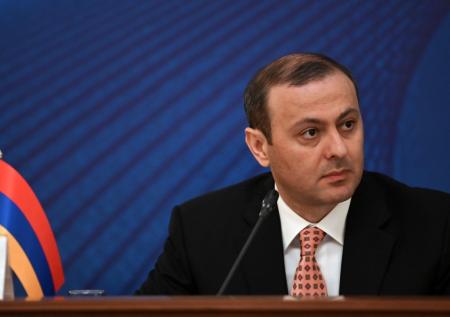 Стало известно, когда Ереван и Баку обсудят делимитацию границ