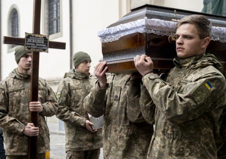 Будапешт обвинил Киев в жесткой мобилизации и гибели венгров