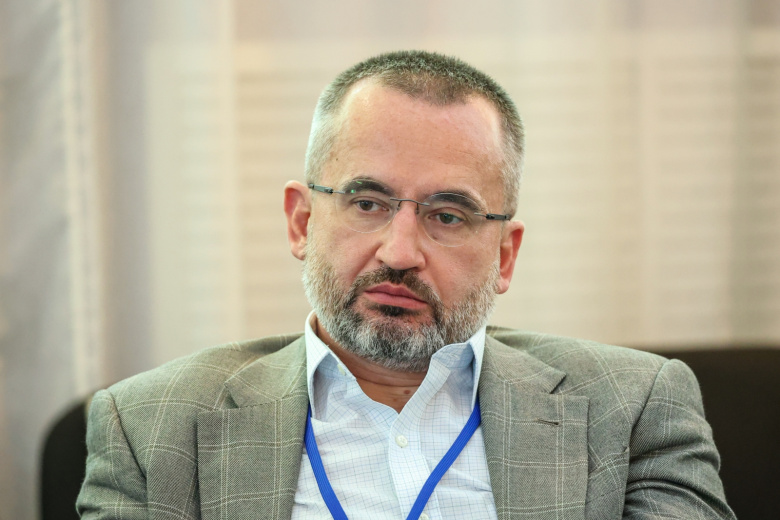  Олег Степанов